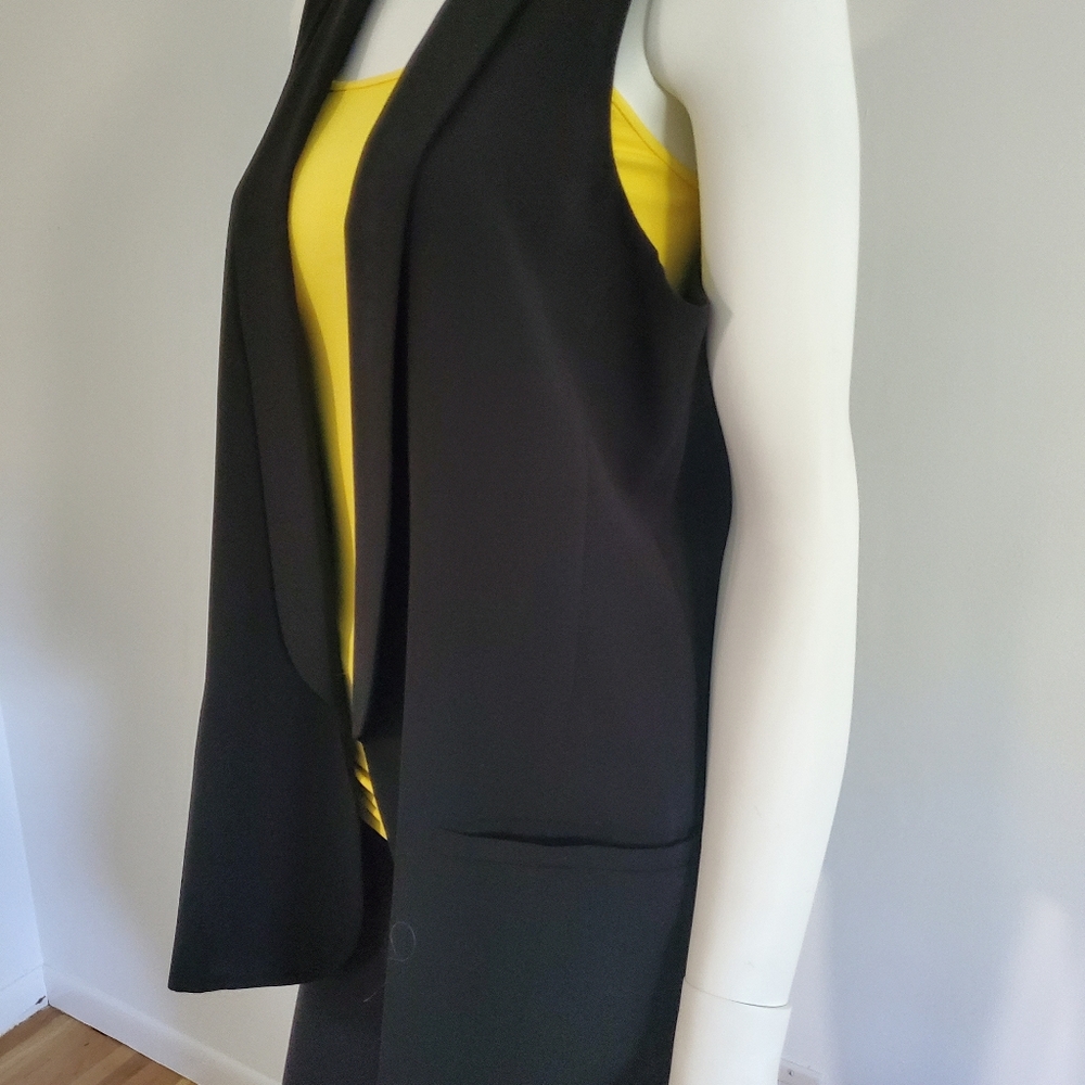 Spring vest - Picture 3 of 6